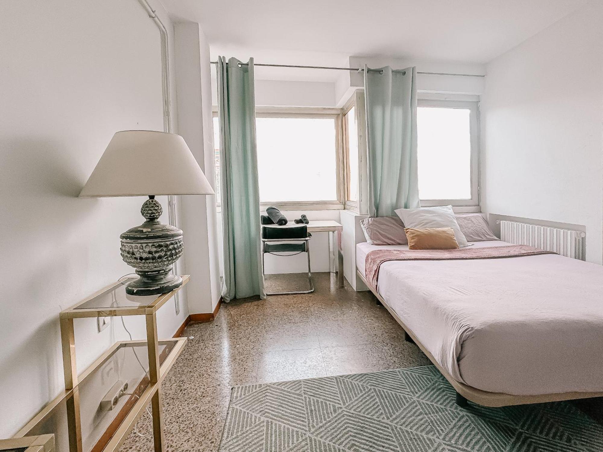 Lovely Rooms In Shared Apartment Gracia Neighborhood Barcelona Zewnętrze zdjęcie